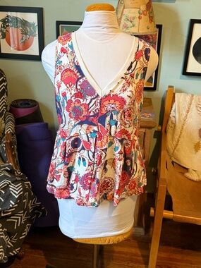 Anthropologie floral Tank